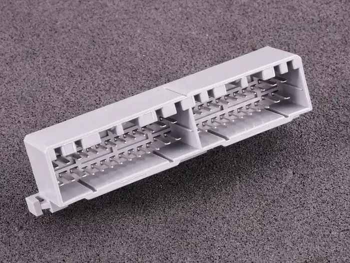 ECU-Stecker Mazda MX5 (40-polig)